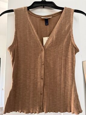 Universal Thread Brown Ribbed V-Neck Button-Front Tank